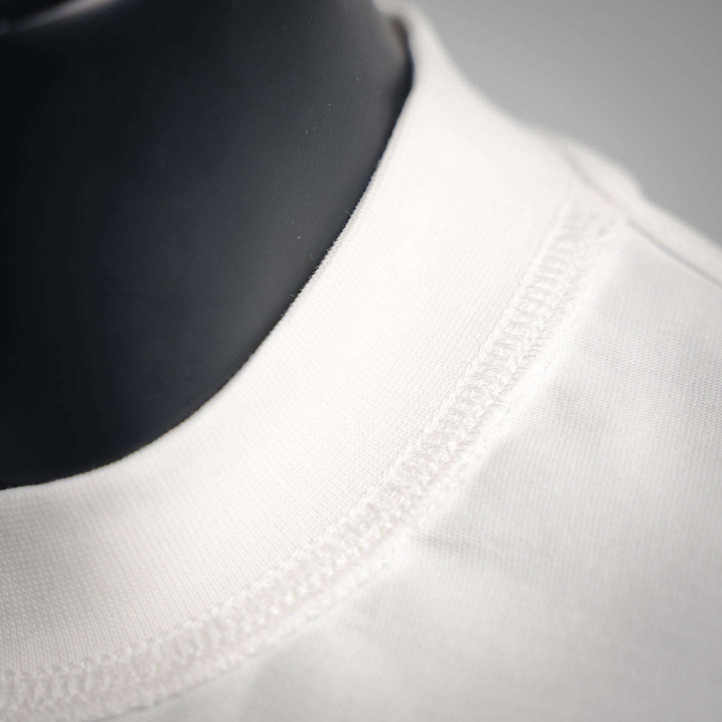 B &Adi co-branded embroidered T-shirt