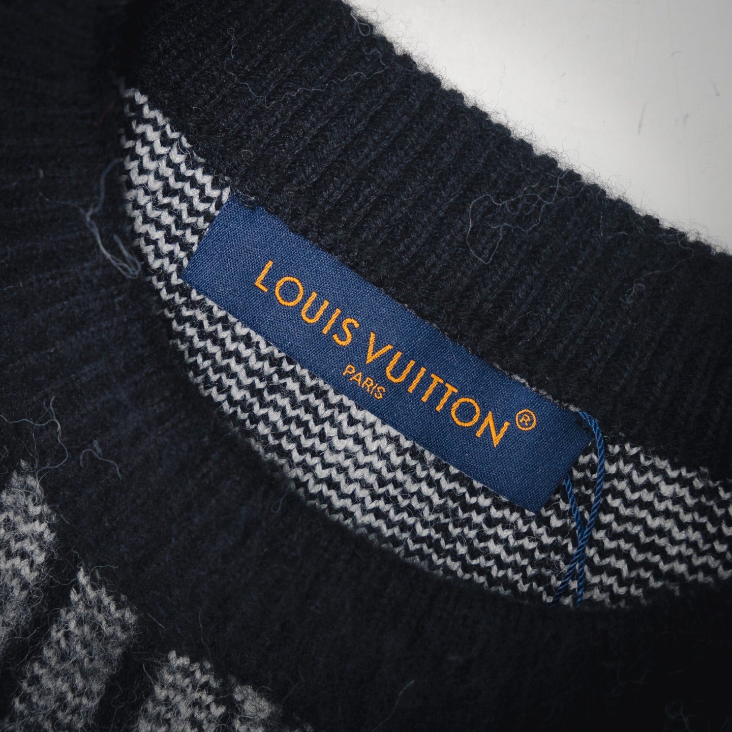L 24Fw Jacquard-Woll-Pullover-Sweater