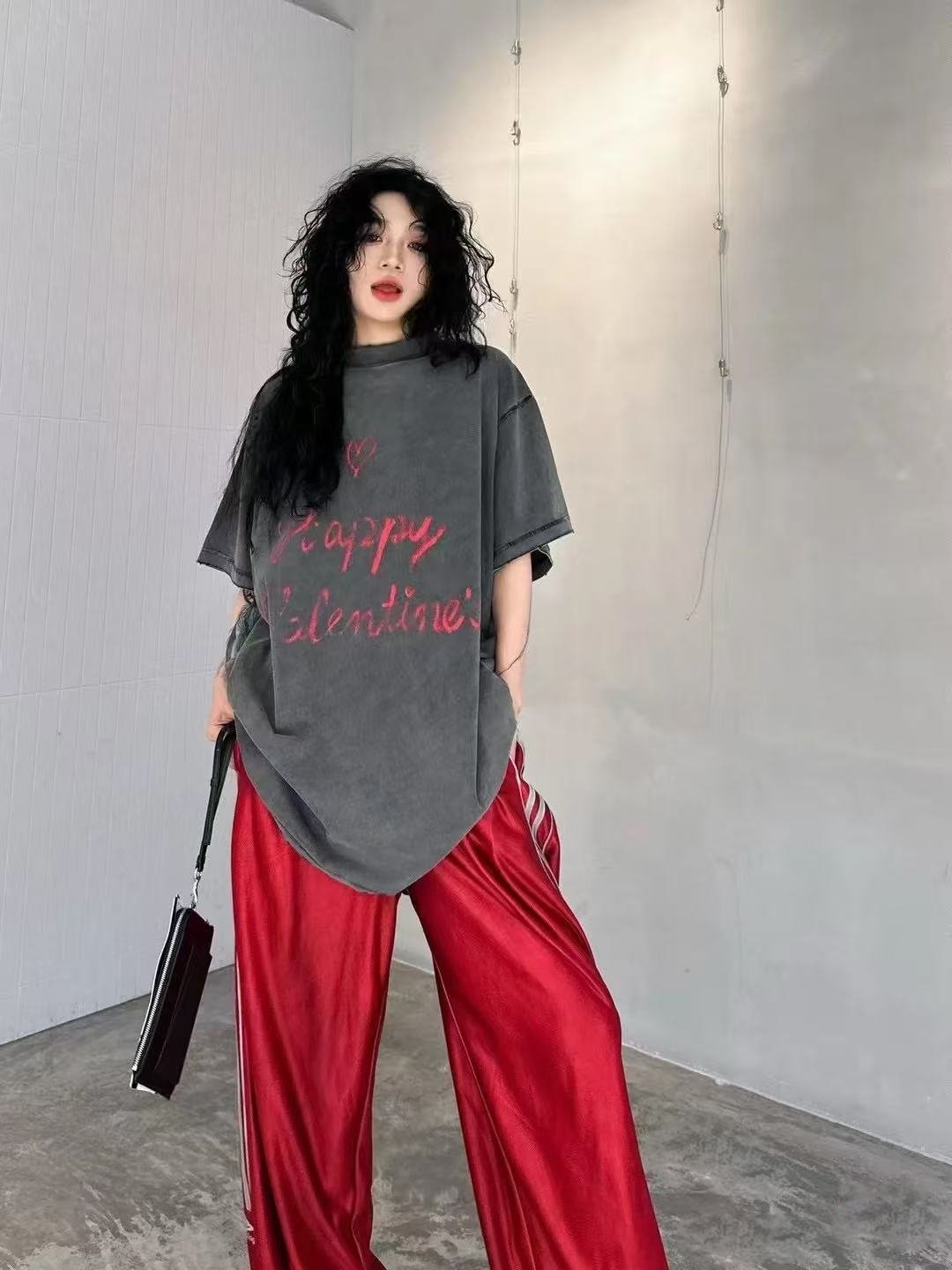 B 2025ss new love graffiti T-shirt