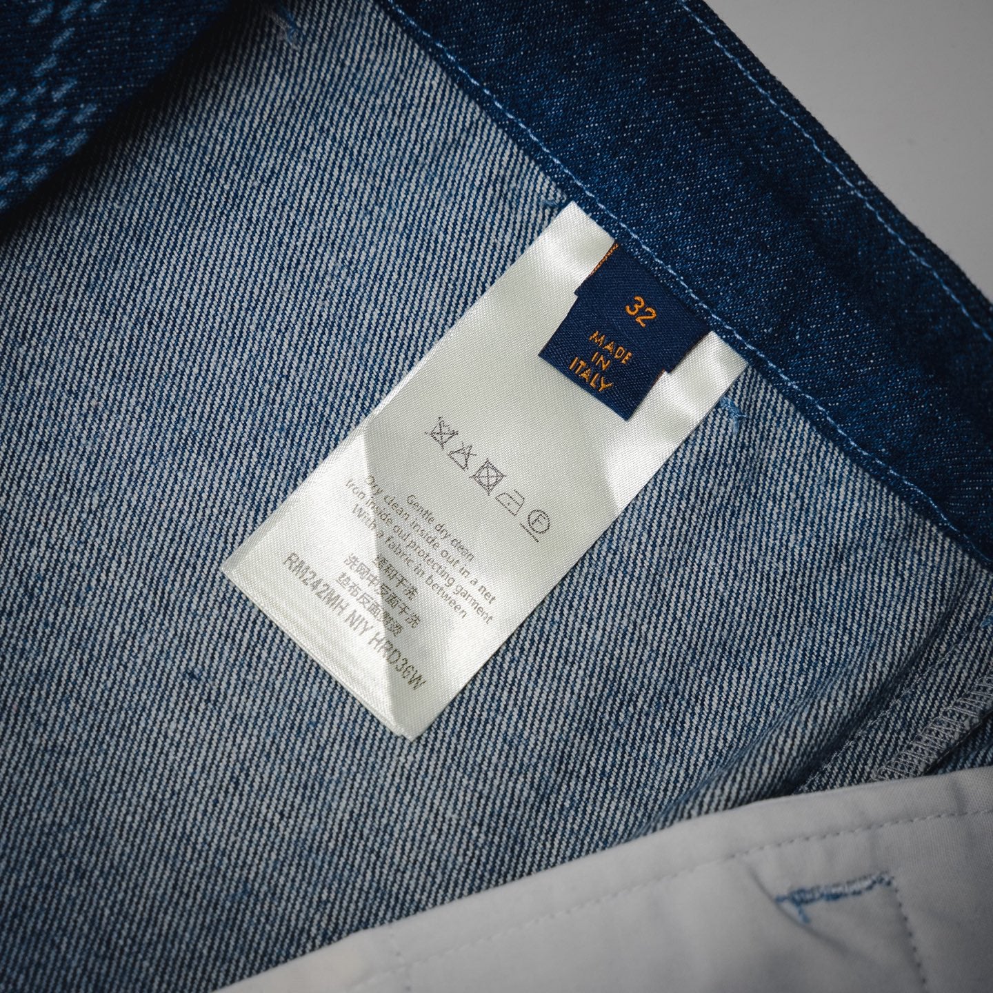 1V 2025 Embroidered Damier Denim Shorts