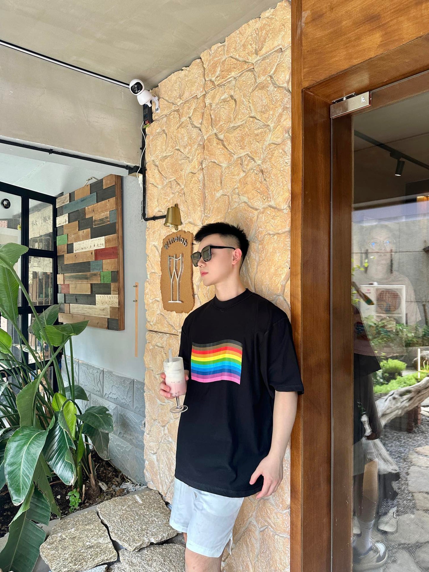B Rainbow flag printed T-shirt