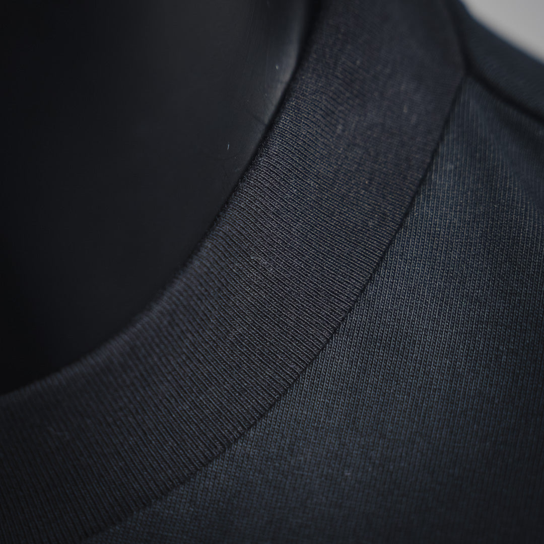1V Classic Chain Embroidered T-shirt