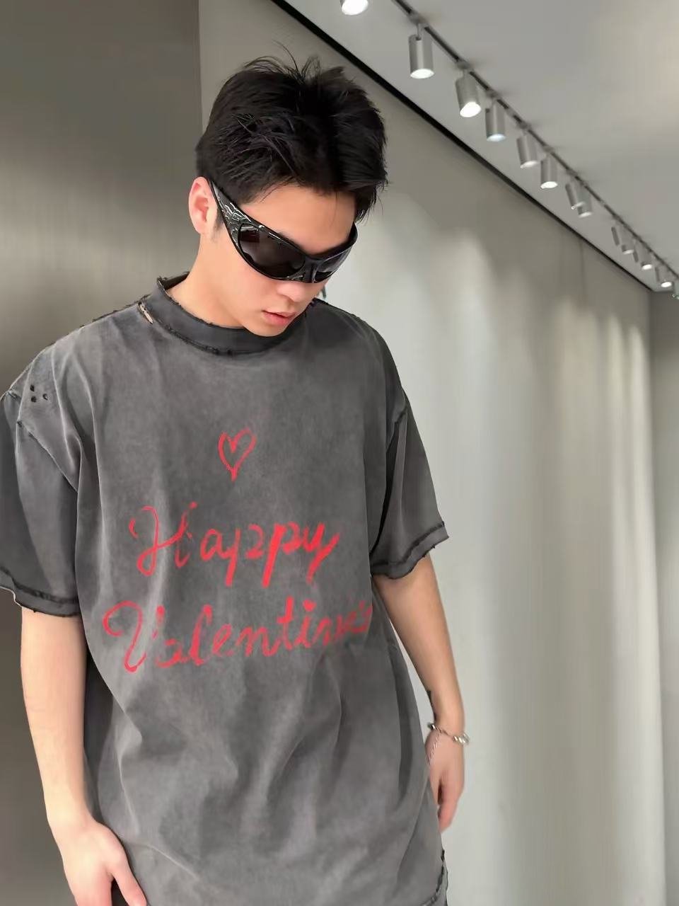 B 2025ss new love graffiti T-shirt