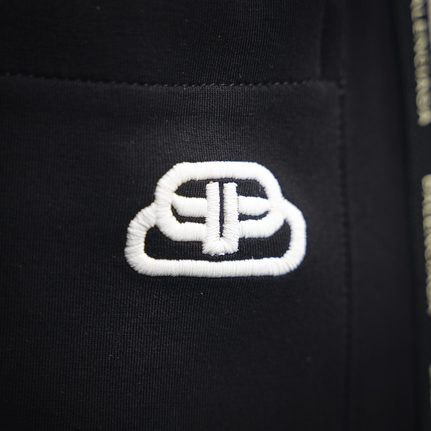 B Embroidered Ribbon Pants