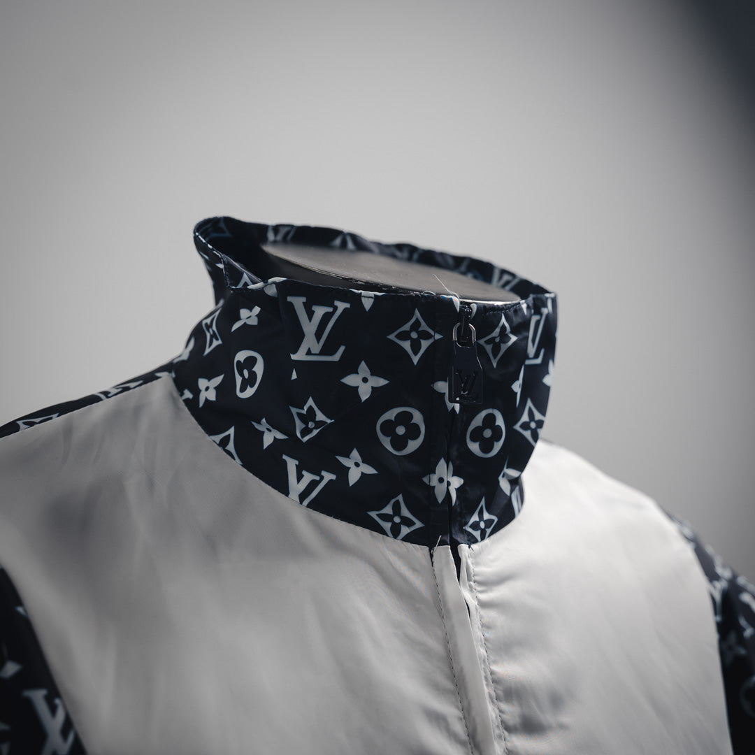 1V all-over logo contrast trench jacket set