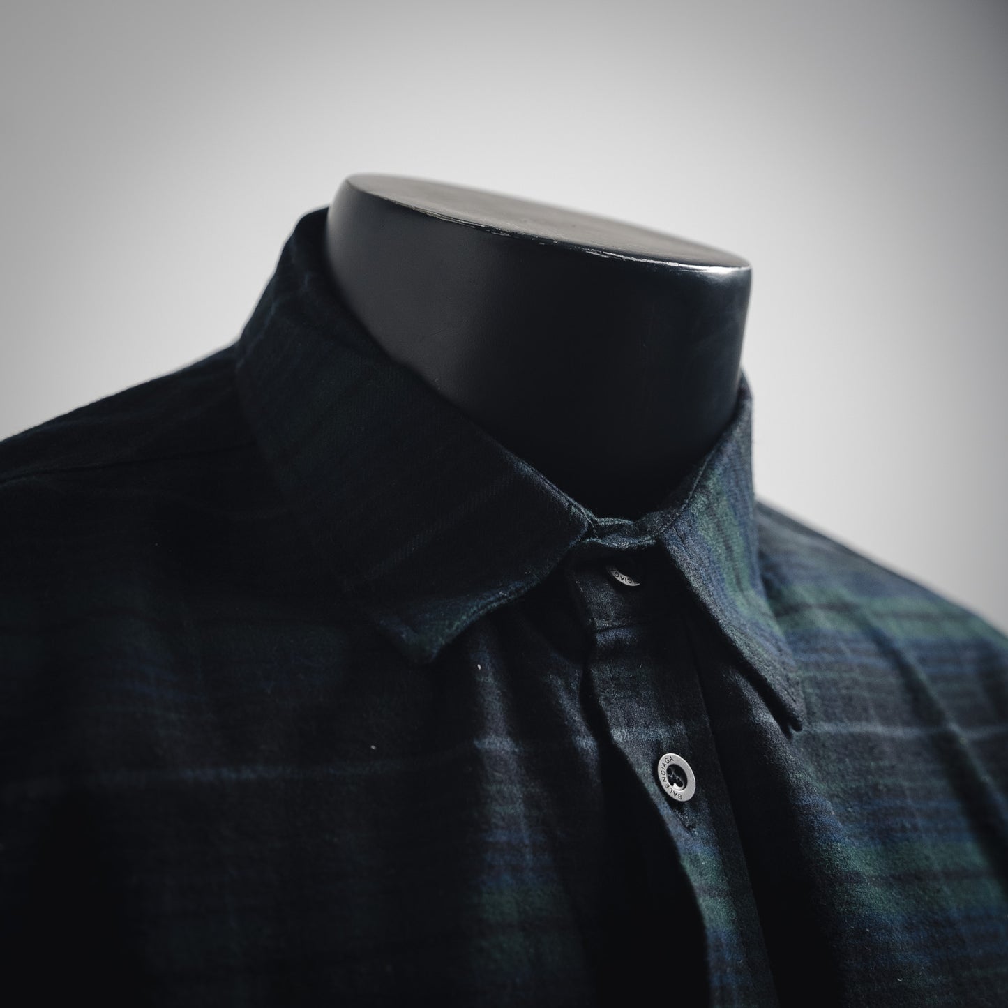 B Plaid long-sleeved shirt