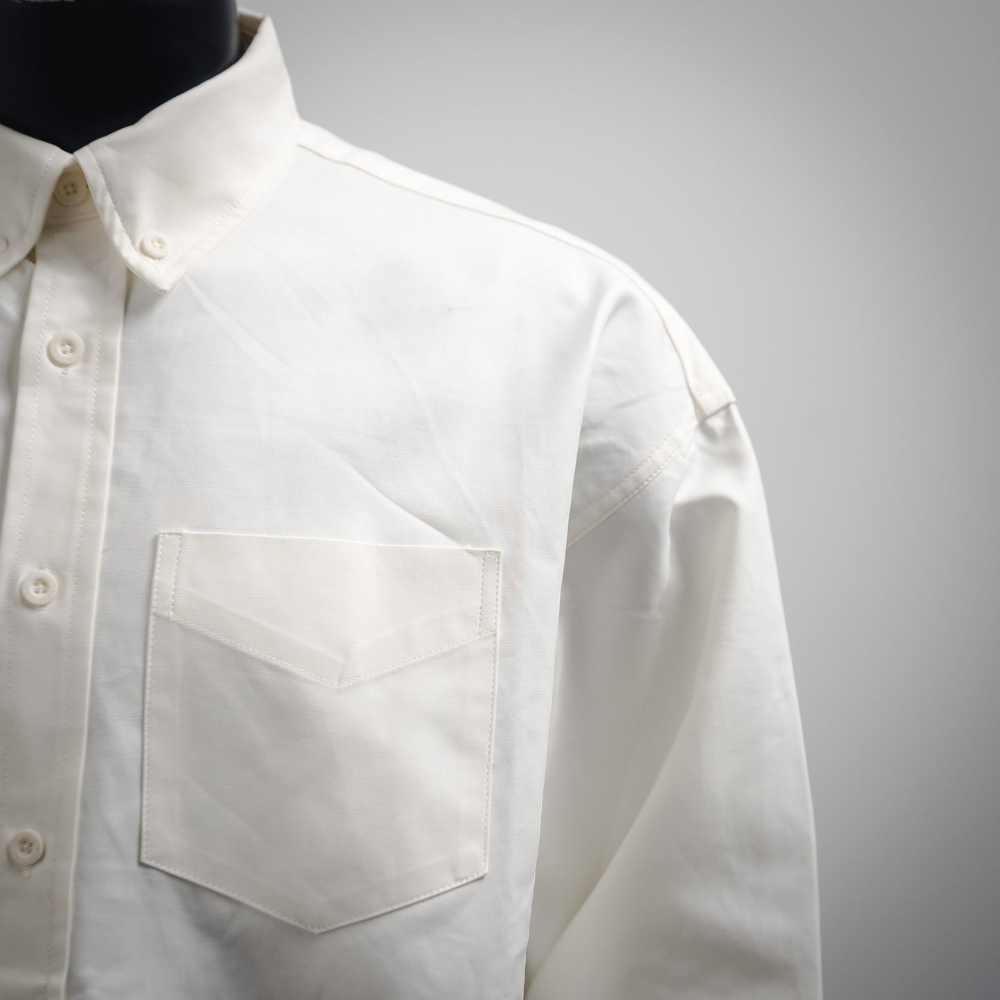 B Letter printed long-sleeved shirt
