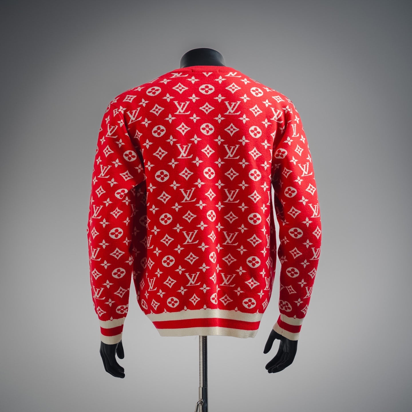 1V 24ss Chain Print Crew Neck Sweater