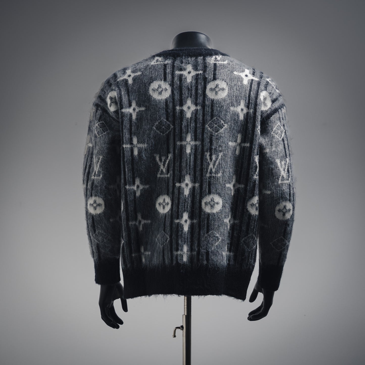 L 24Fw Jacquard-Woll-Pullover-Sweater