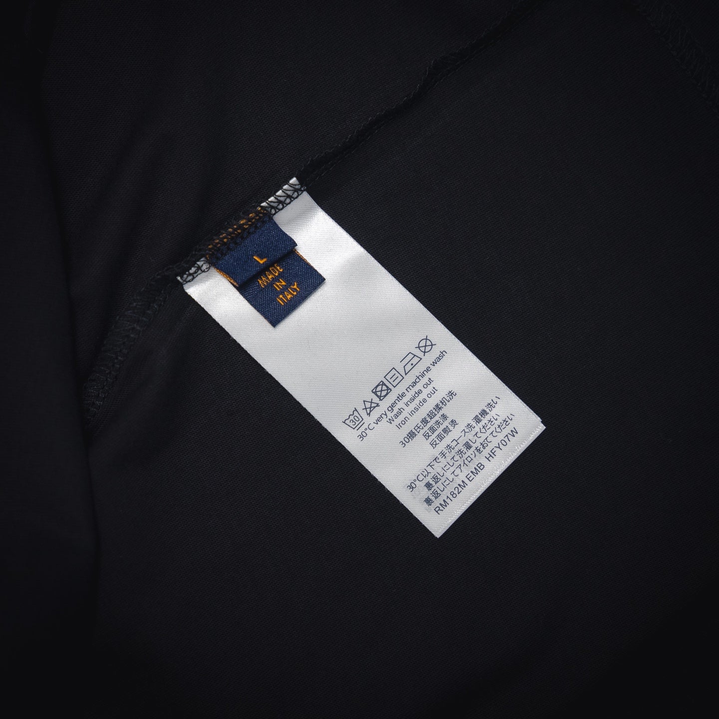 1V Embroidered Logo T-shirt