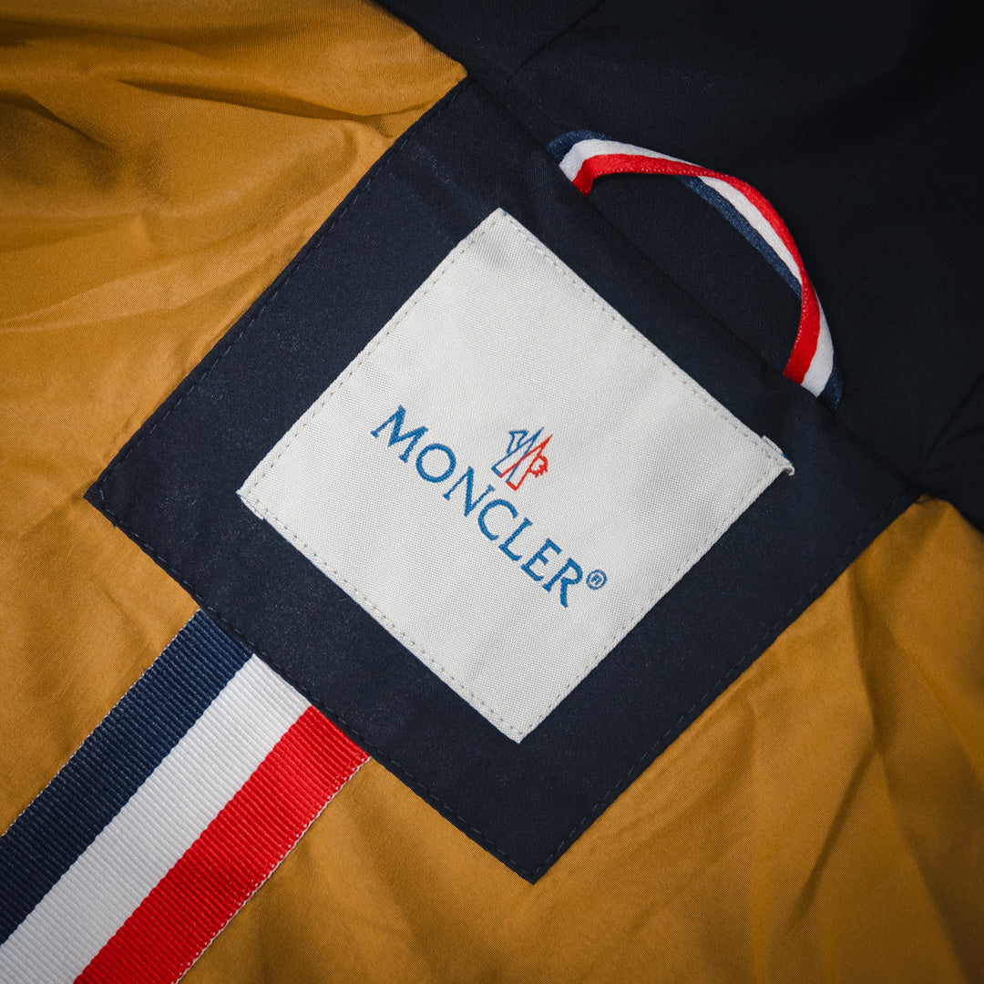 Mo 2025SS Embroidered logo hooded jacket