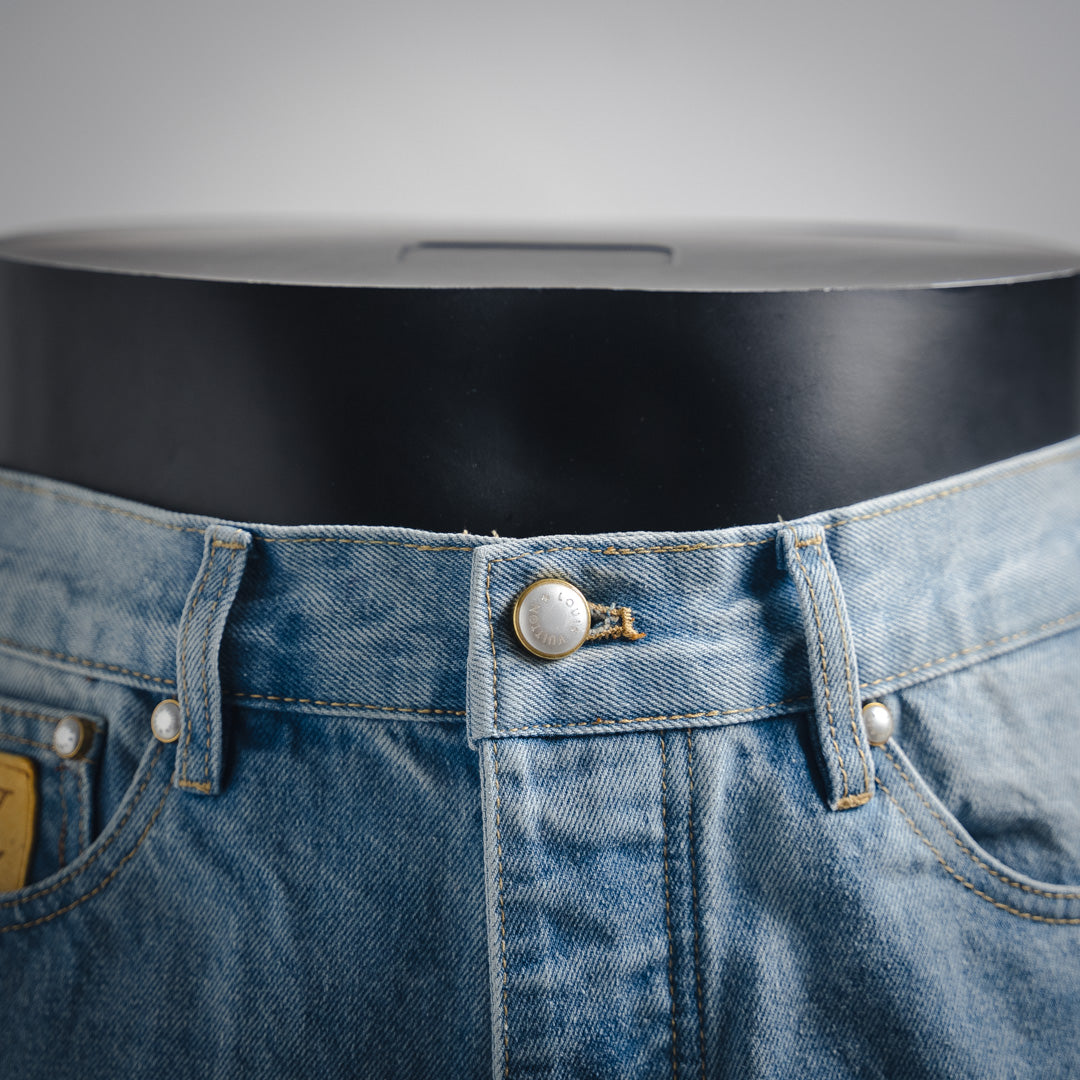 1V 2025 jeans