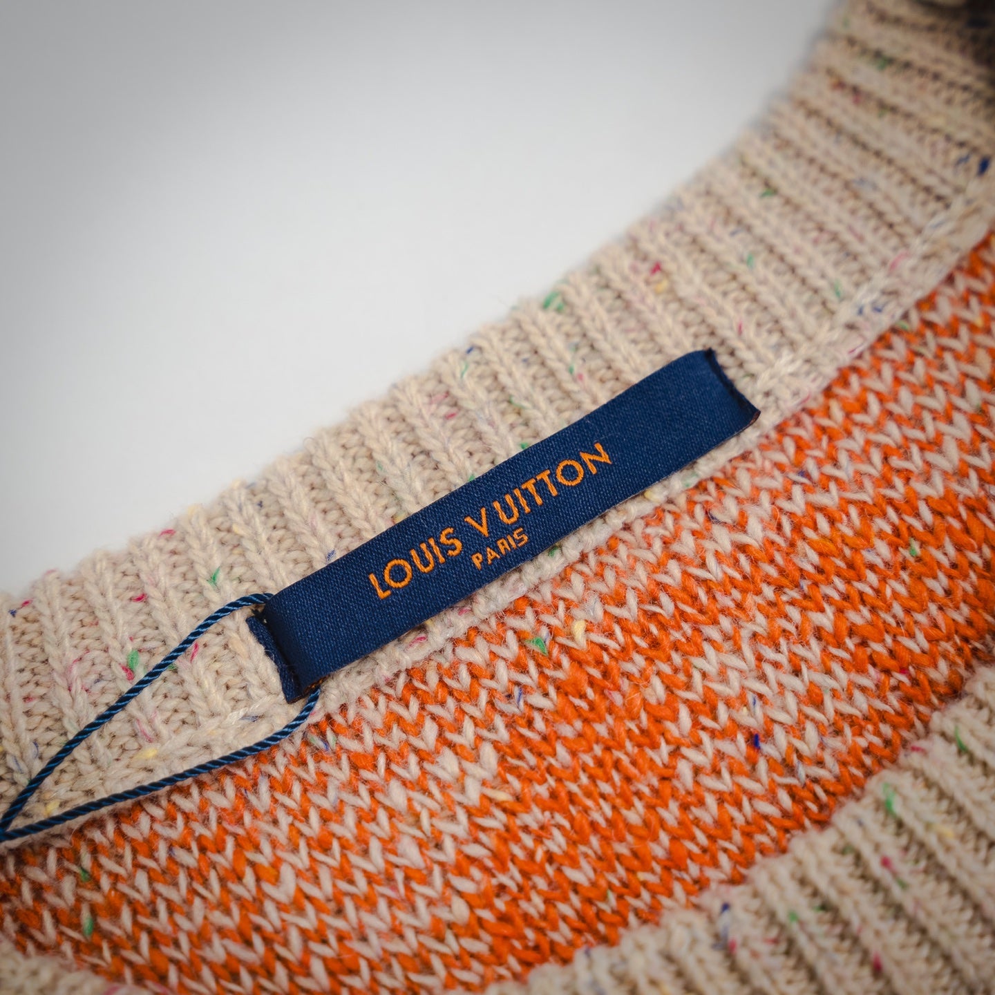 1V 24FW logo jacquard round neck sweater