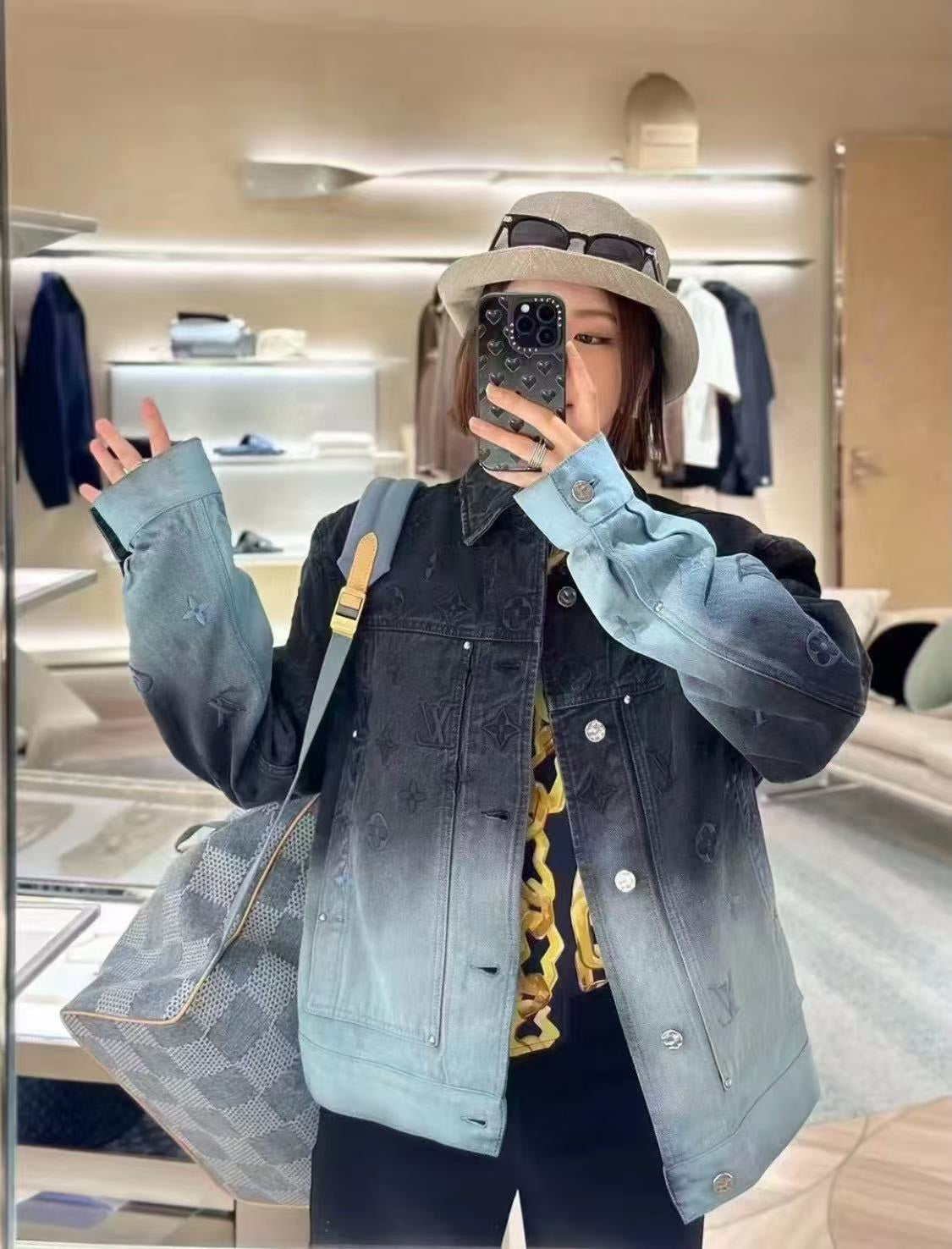 1V 24Fw Embroidered Gradient Jeans Set