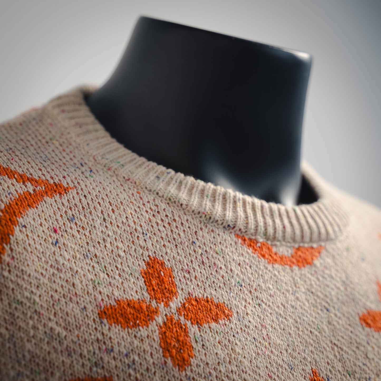 1V 24FW logo jacquard round neck sweater