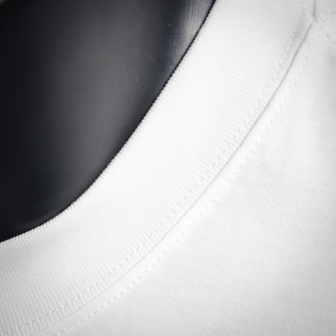 Le klassisches Logo besticktes Kurzarm-Shirt