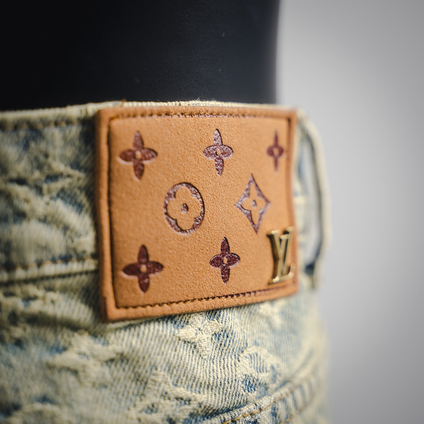1V Jacquard straight washed jeans