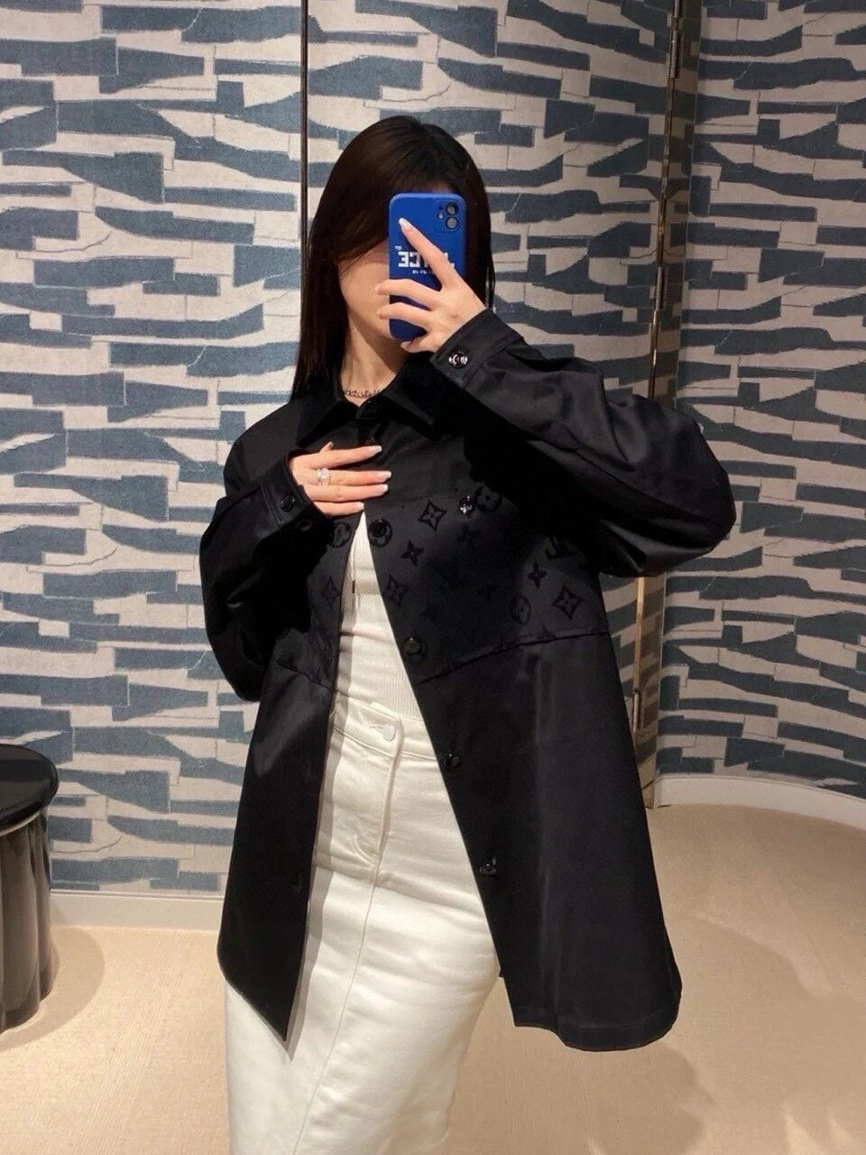 1V Black flocked patchwork shirt Set