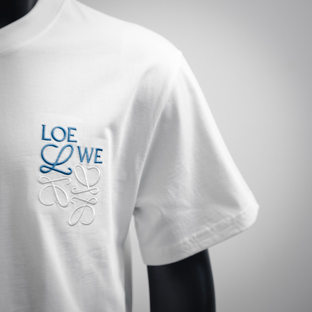 Le klassisches Logo besticktes Kurzarm-Shirt