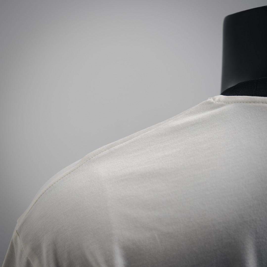 M Embroidered logo T-shirt