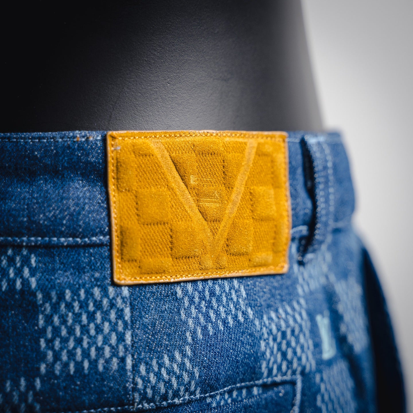 1V 2025 Embroidered Damier Denim Shorts