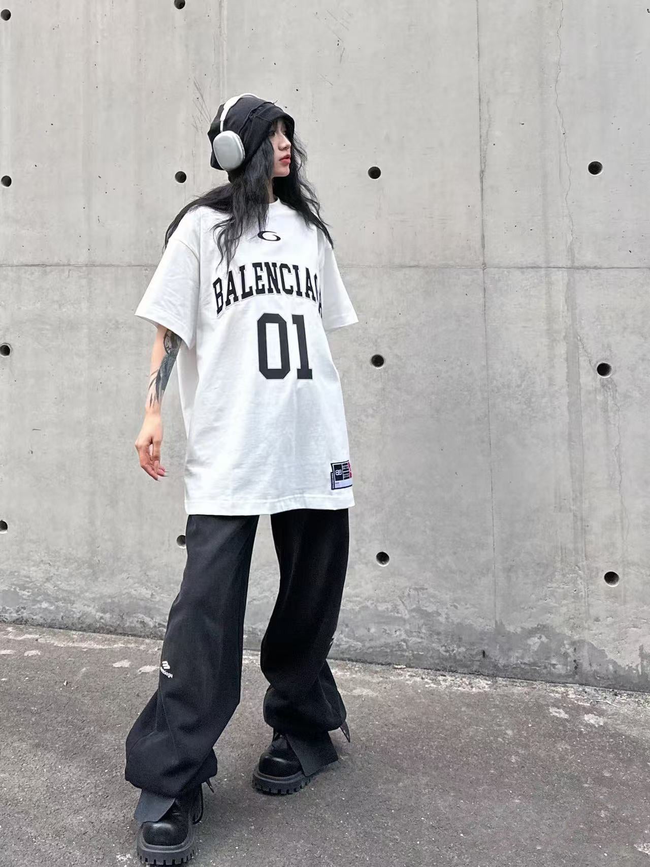 B 2025ss 01 jersey embroidered T-shirt
