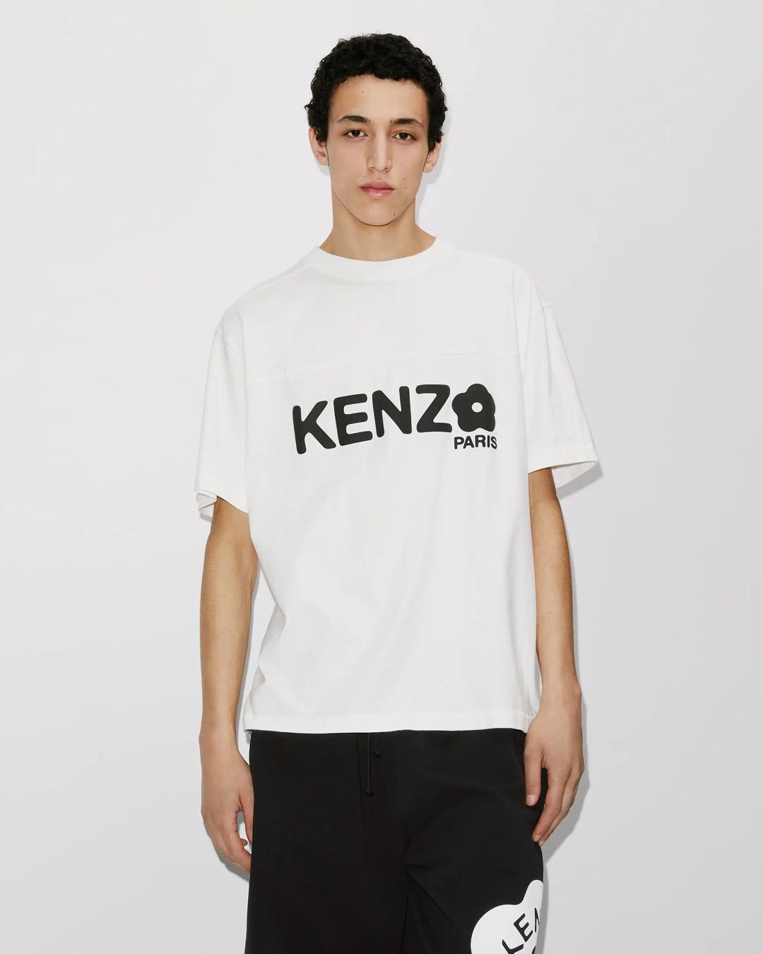 Ke Jahr des Drachen Serie Blumen T-Shirt