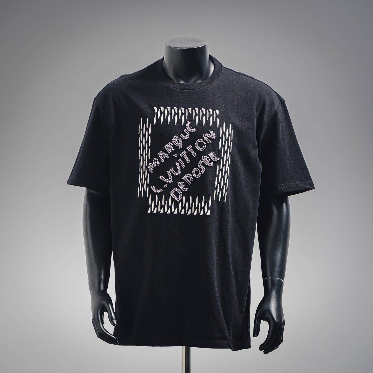 1V Embroidered Signature Cotton T-Shirt