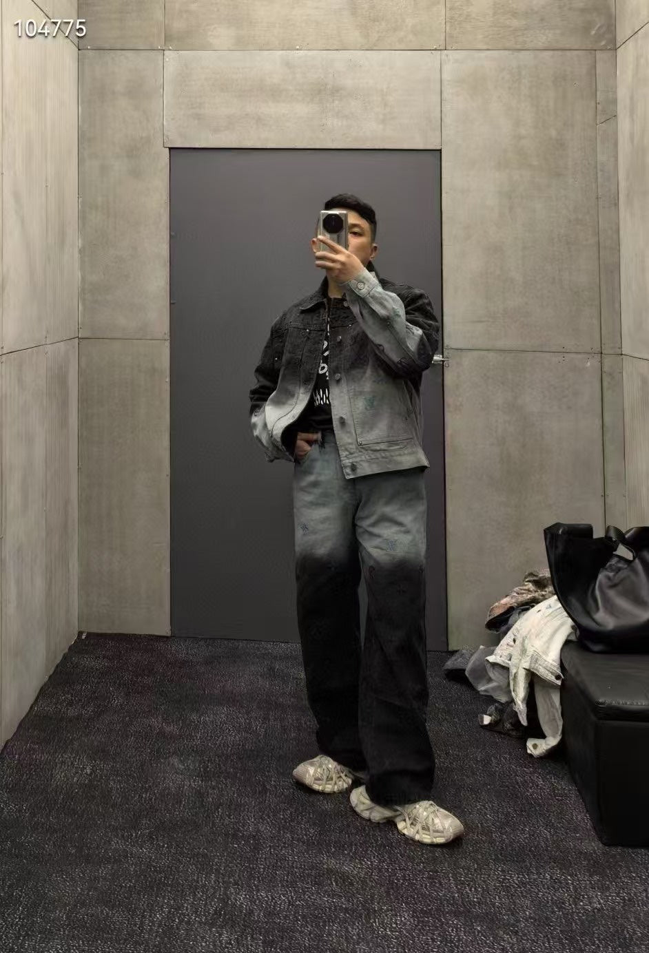 1V 24Fw Embroidered Gradient Jeans Set