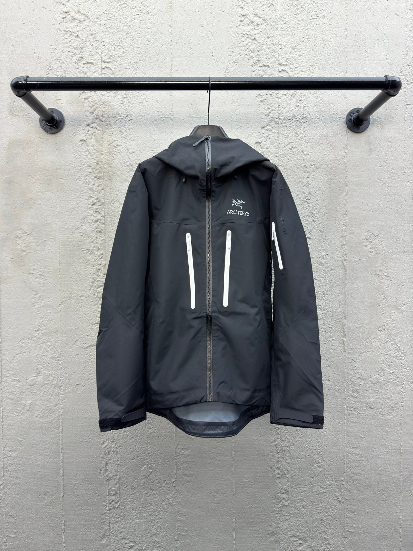 A Alpha SV 6 Hardshell Sweatshirt Black