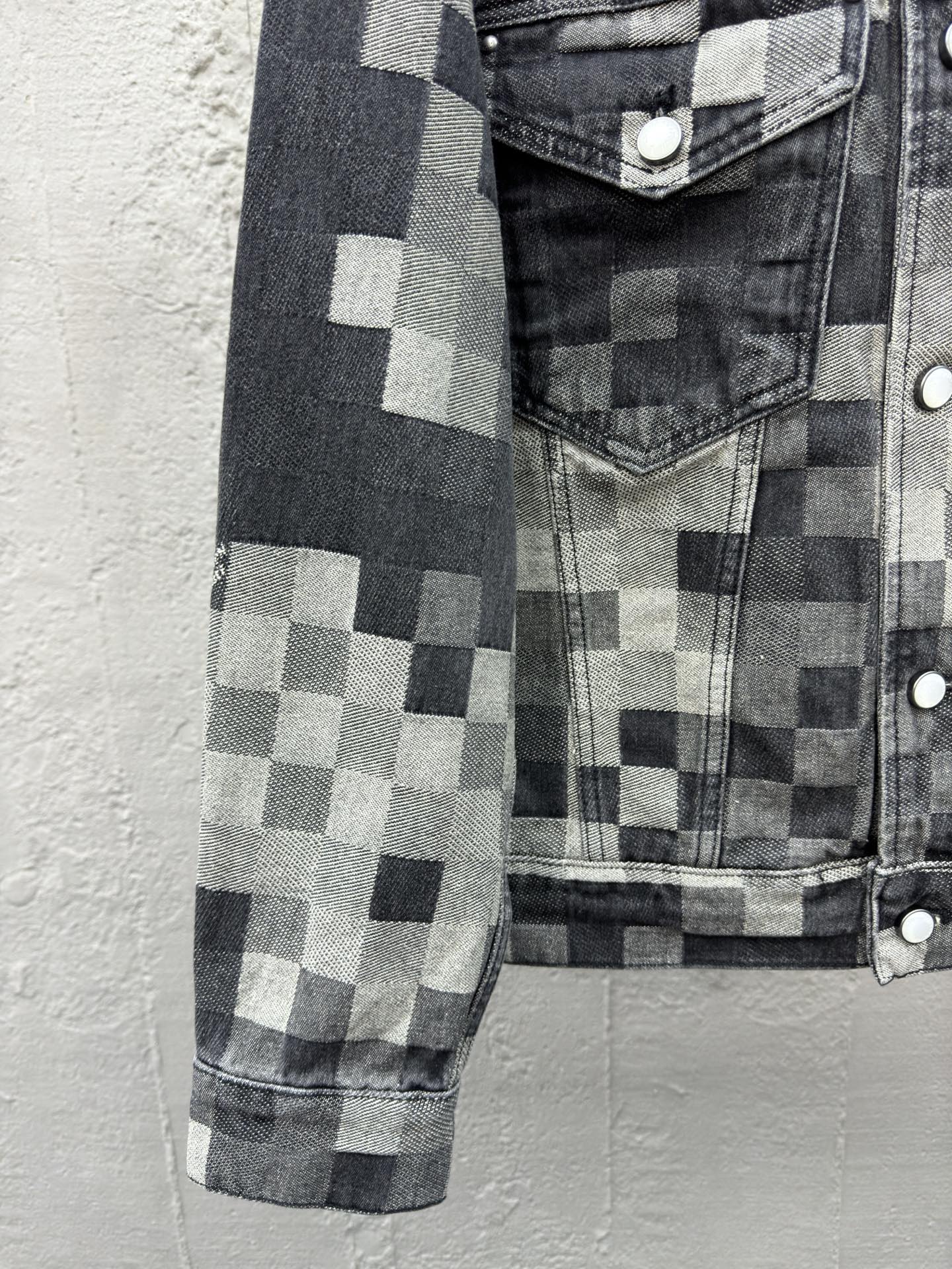 1V 2025FW Tessellated Mosaic Denim Jacket