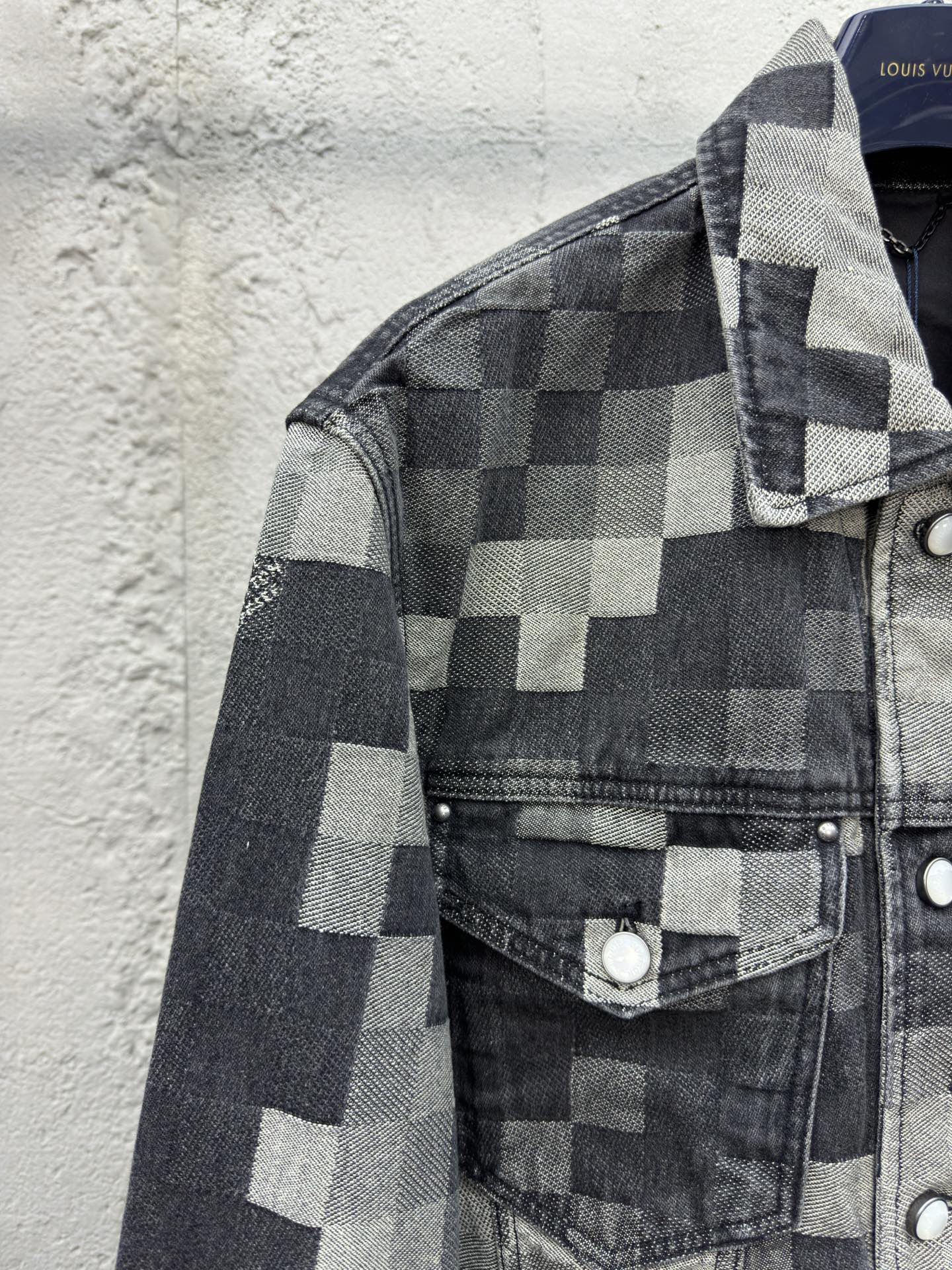 1V 2025FW Tessellated Mosaic Denim Jacket