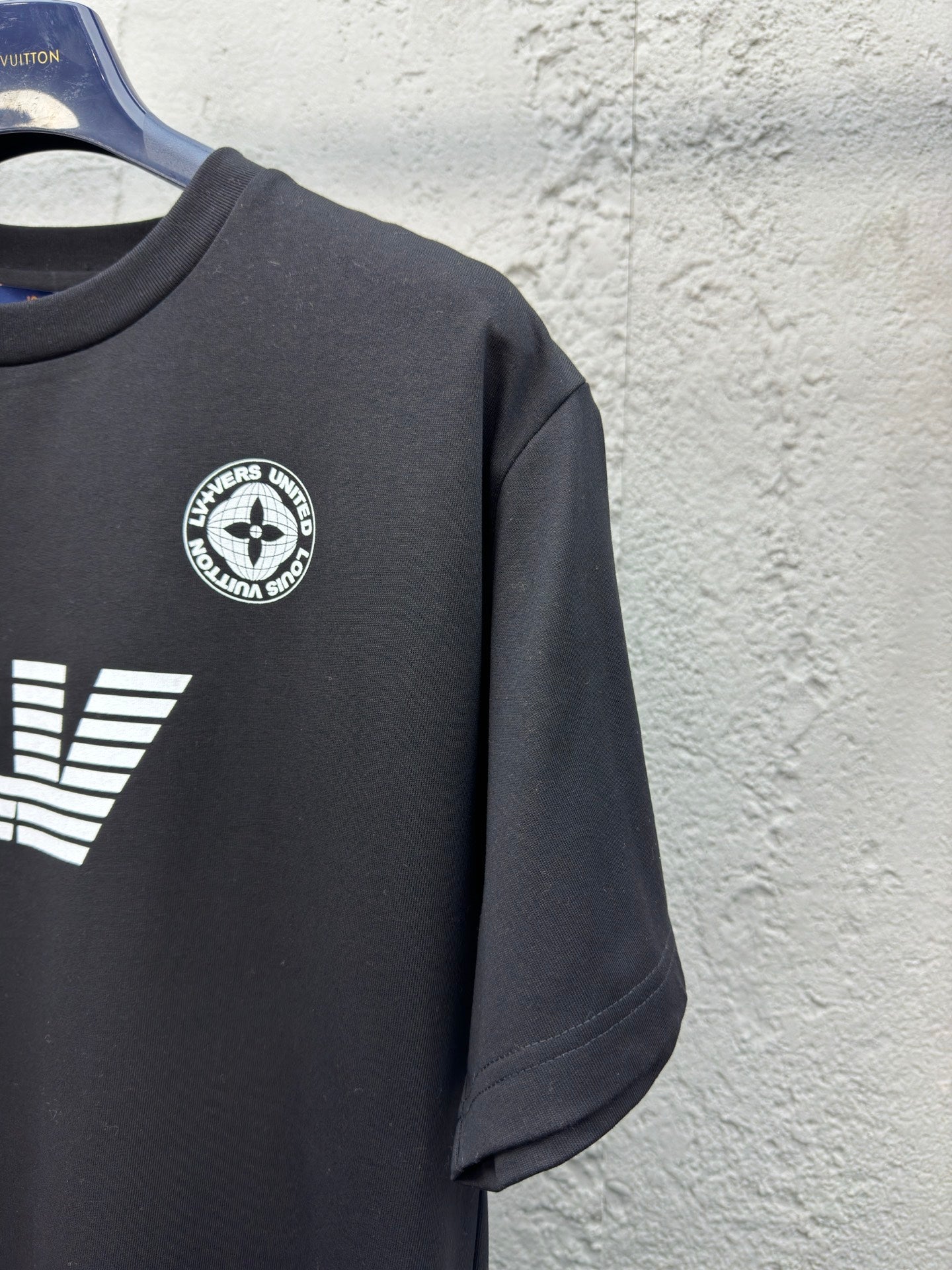 1V 2025SS Compass Print T-Shirt