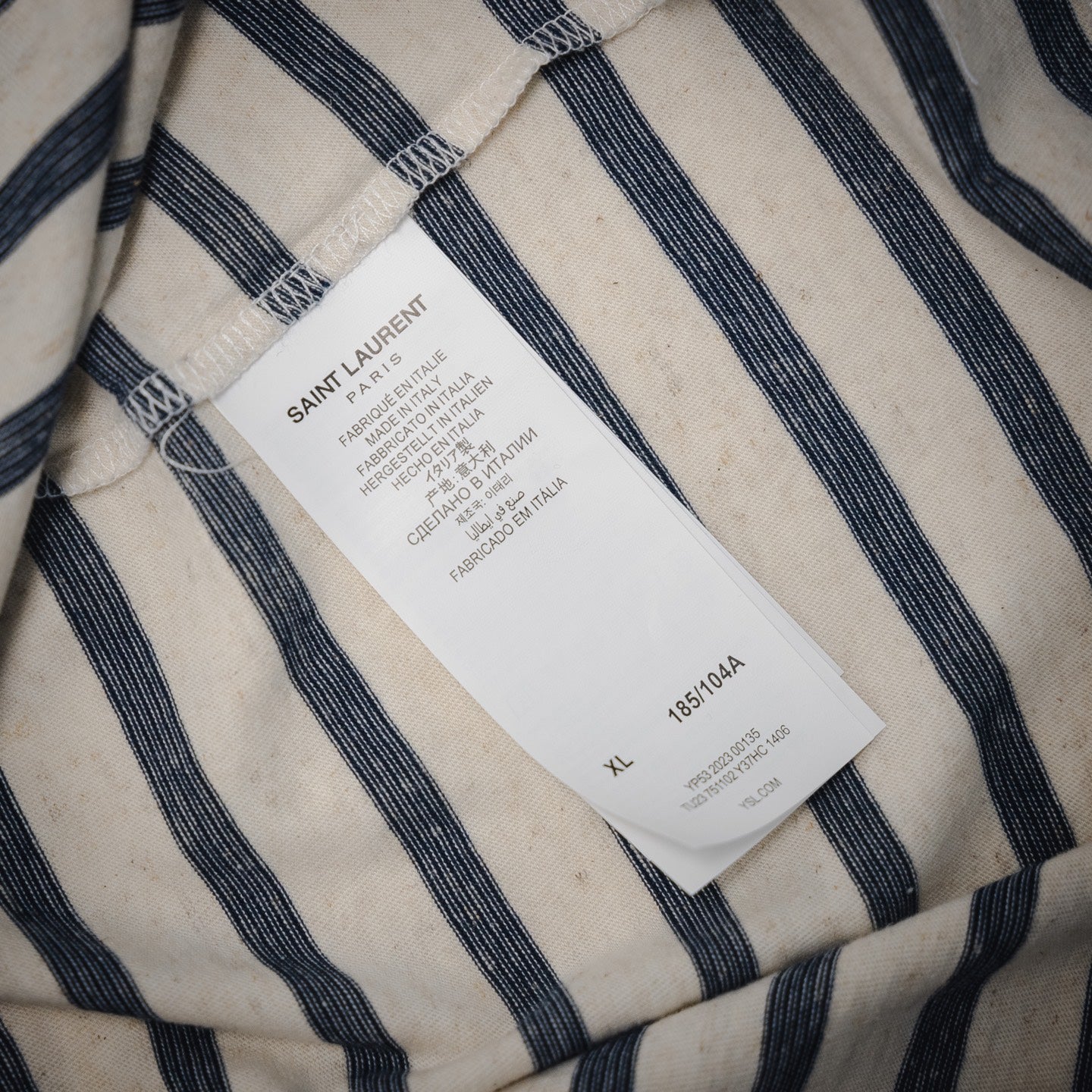 SL schwarz-weiß gestreiftes T-Shirt