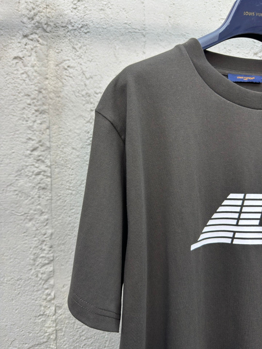 1V 2025SS Compass Print T-Shirt
