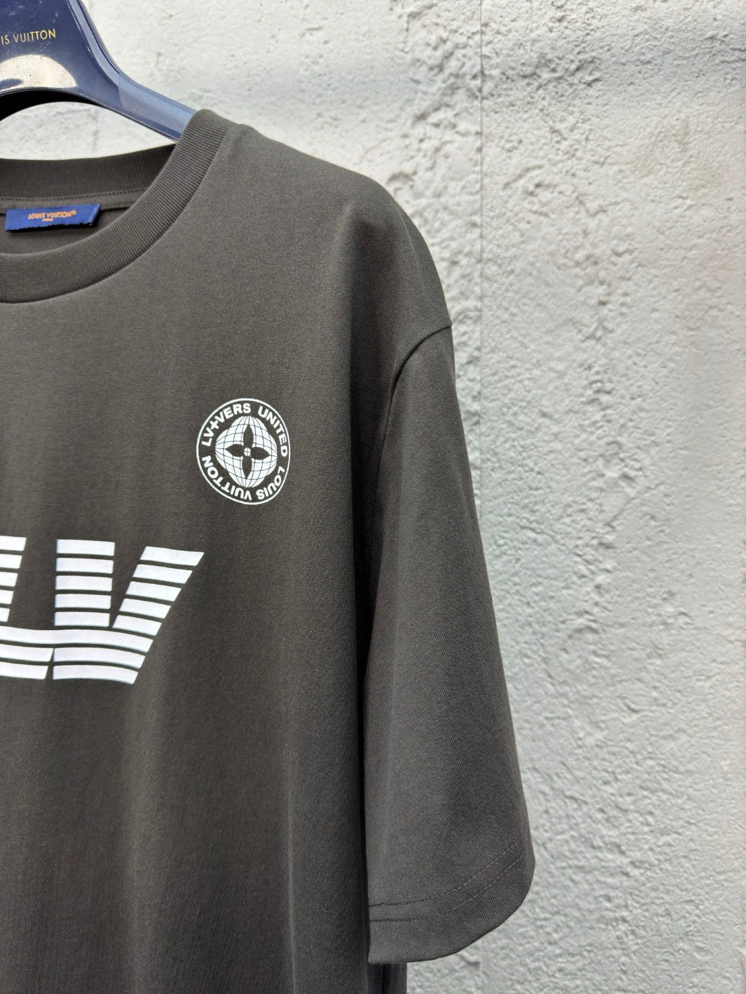 1V 2025SS Compass Print T-Shirt