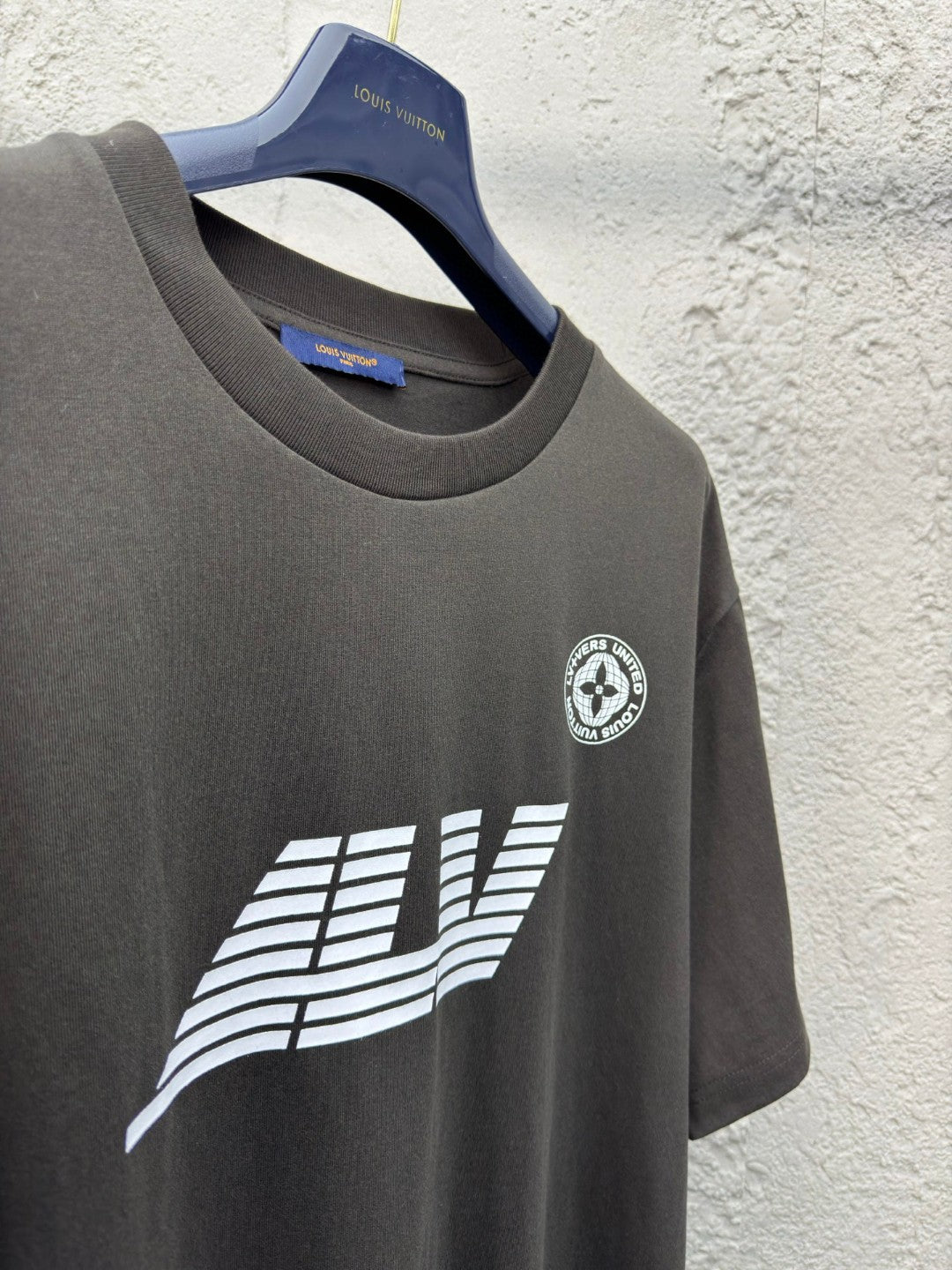 1V 2025SS Compass Print T-Shirt