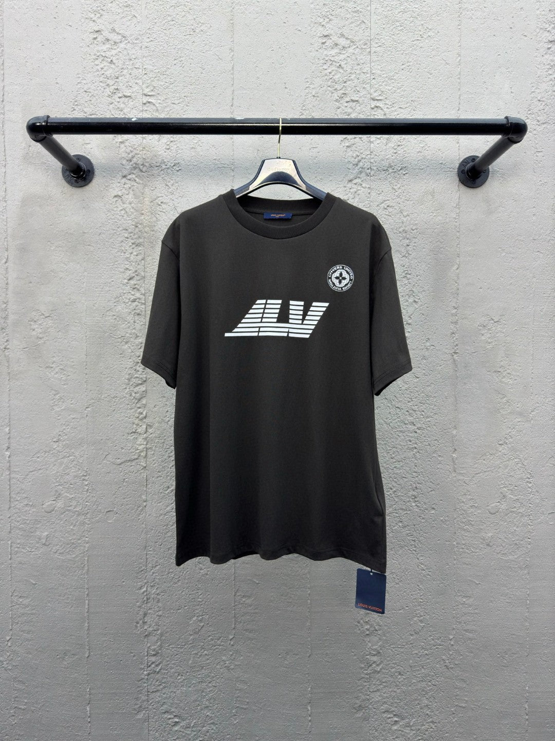 1V 2025SS Compass Print T-Shirt