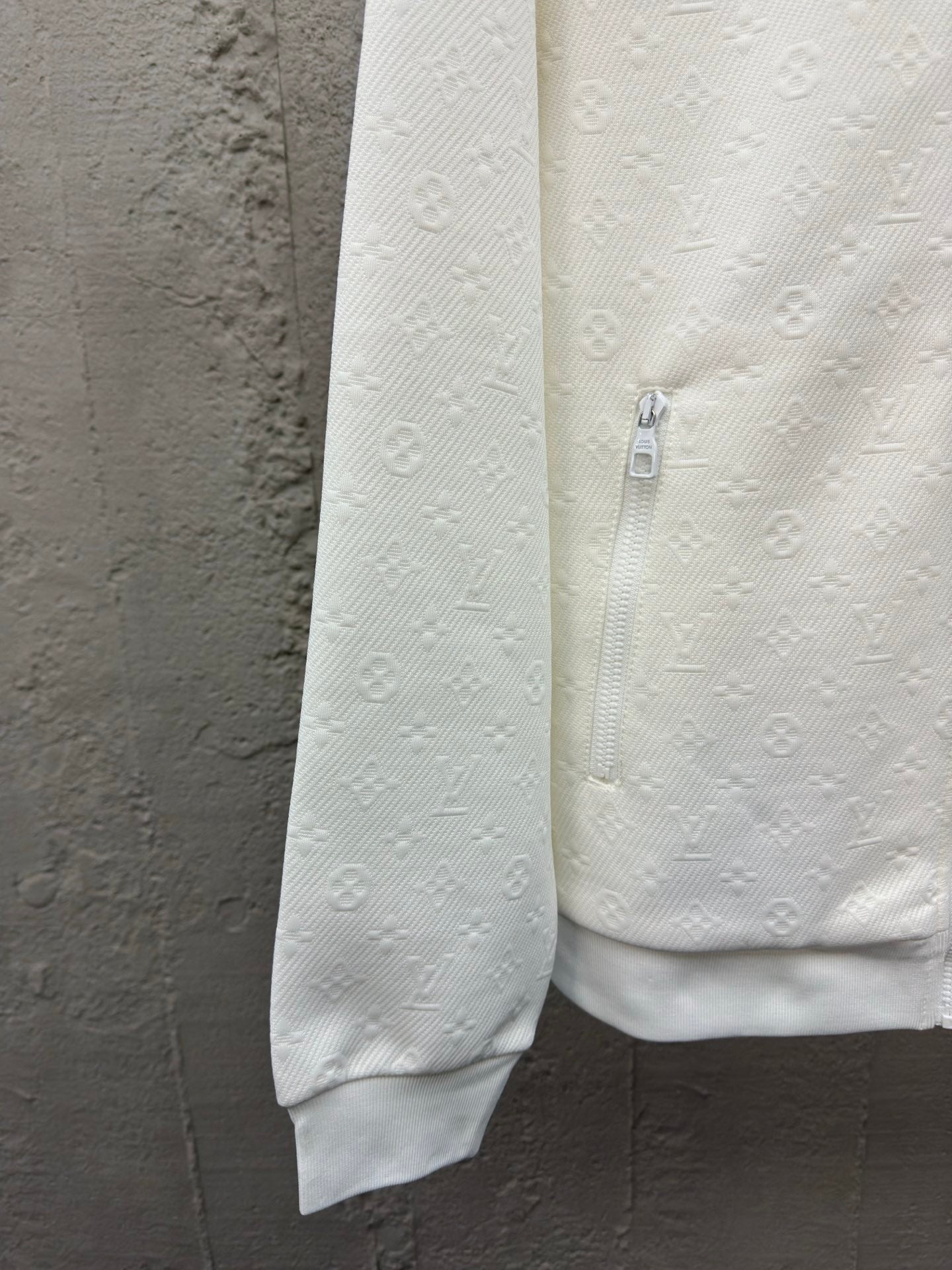 1V jacquard sweater jacket