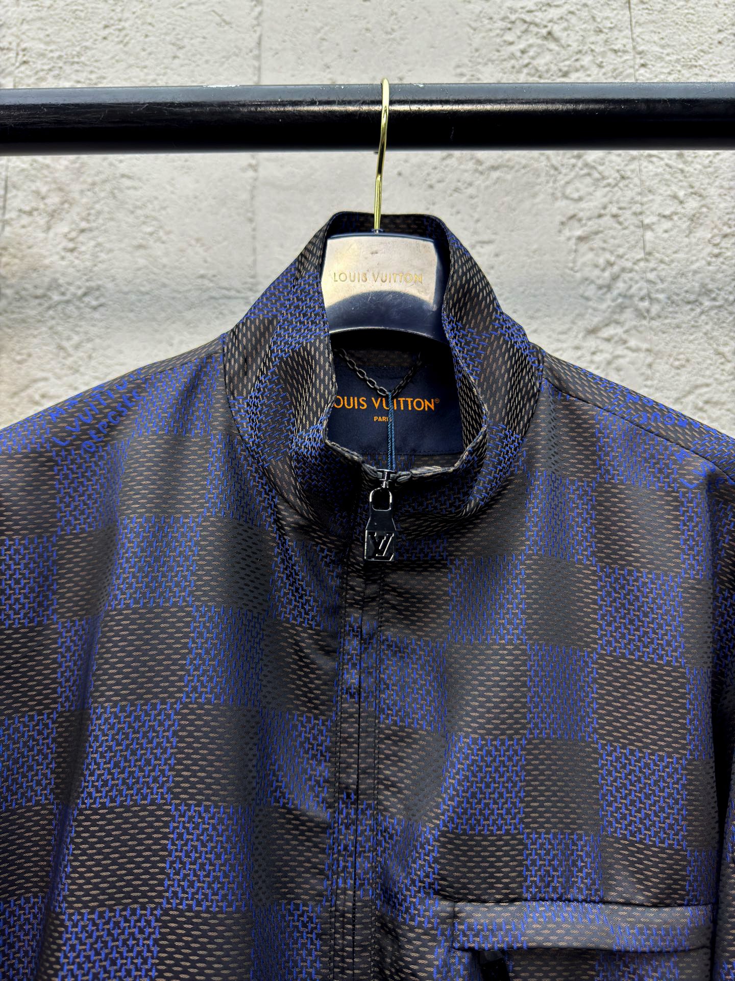 1V plaid woven jacket