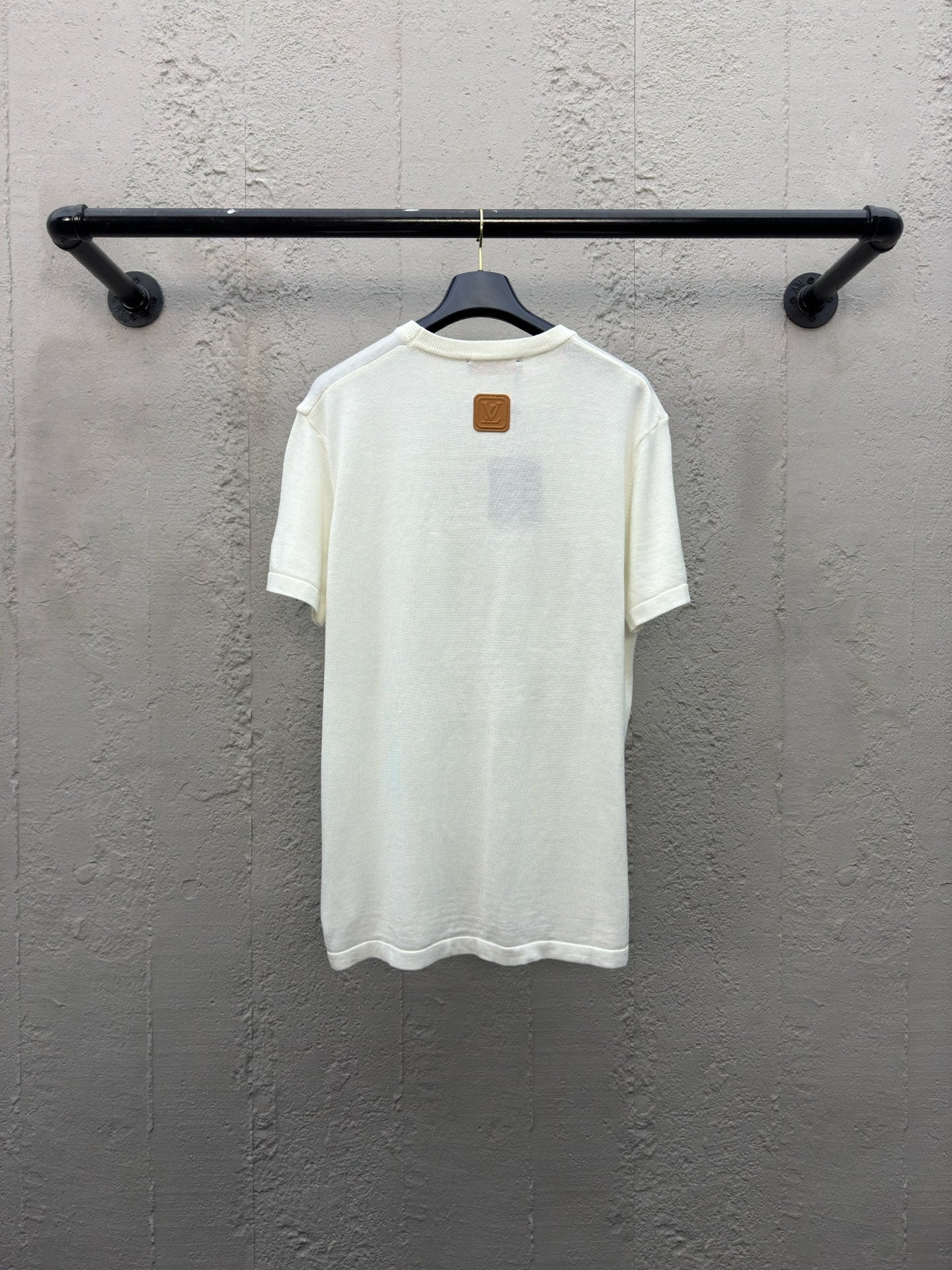 1V 25SS patch logo T-shirt