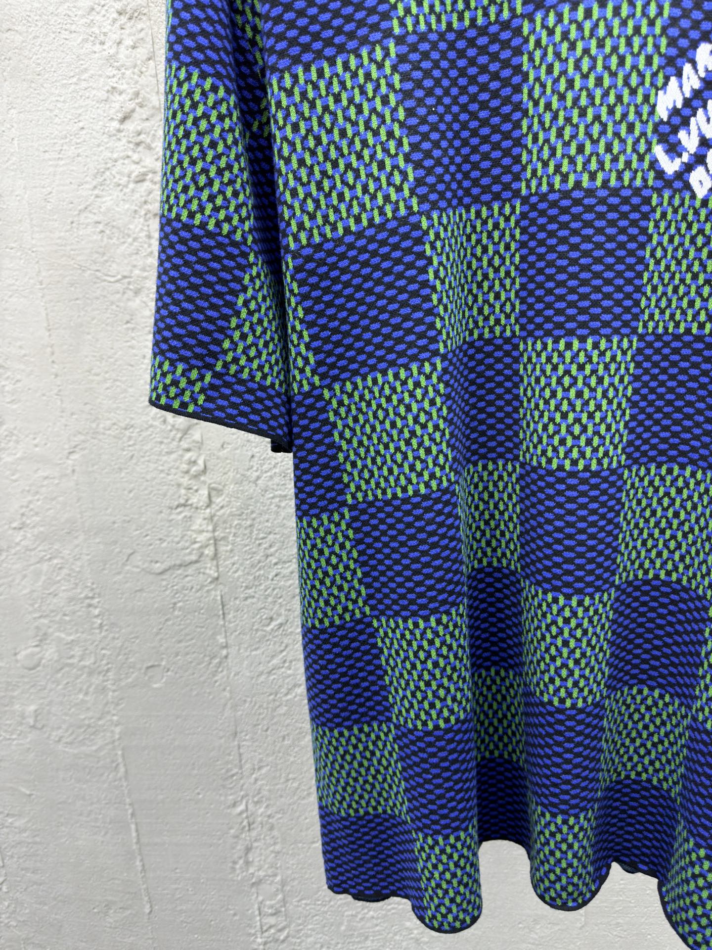 1V 25SS Checkerboard Wool Short Sleeves