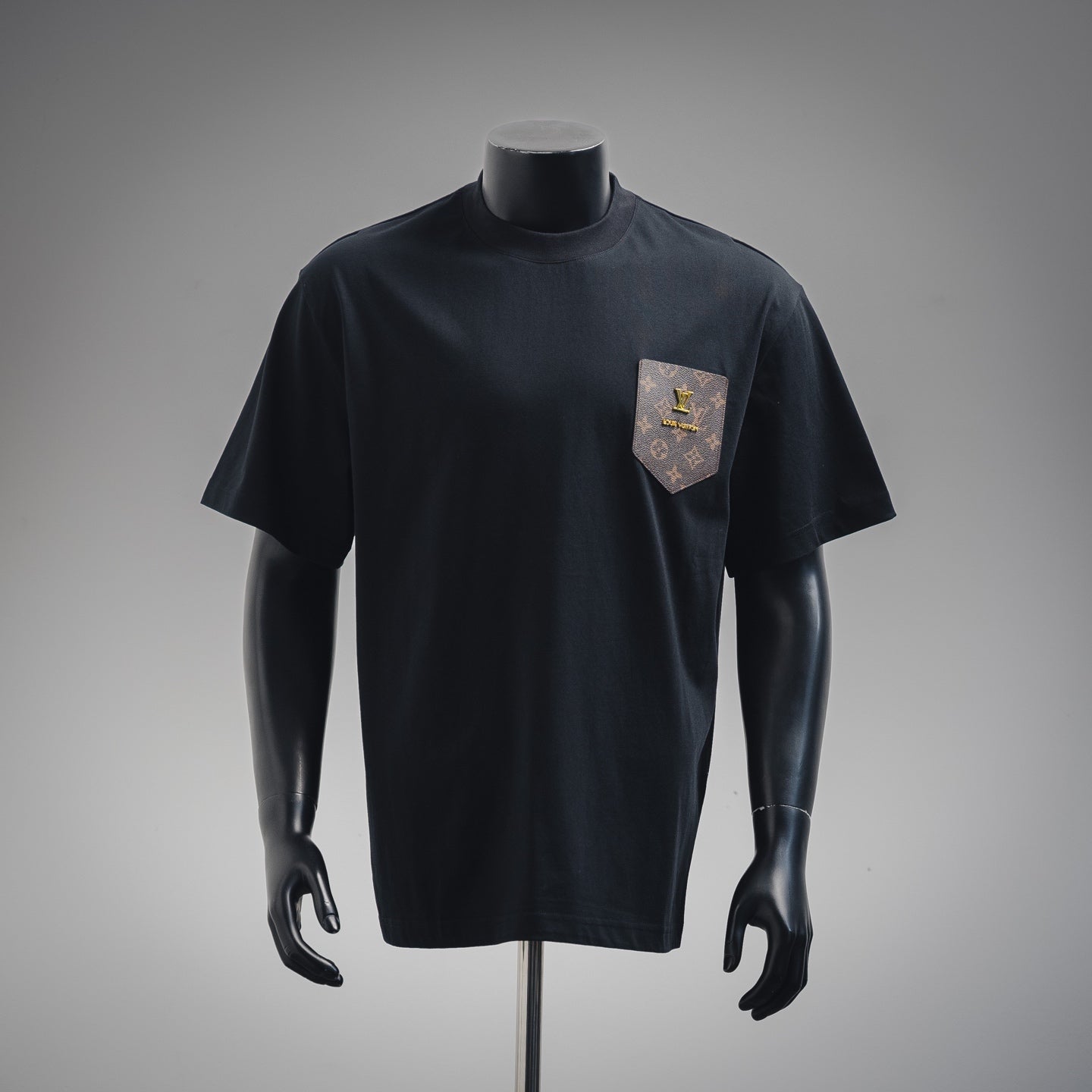 1V 2025ss shield T-shirt
