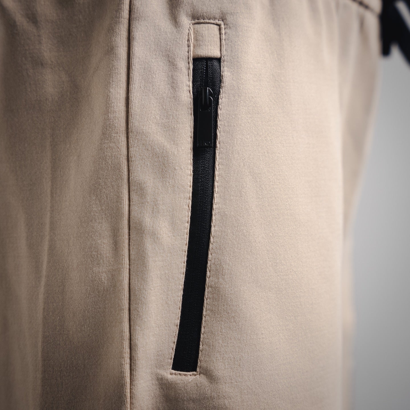 F Short Pants