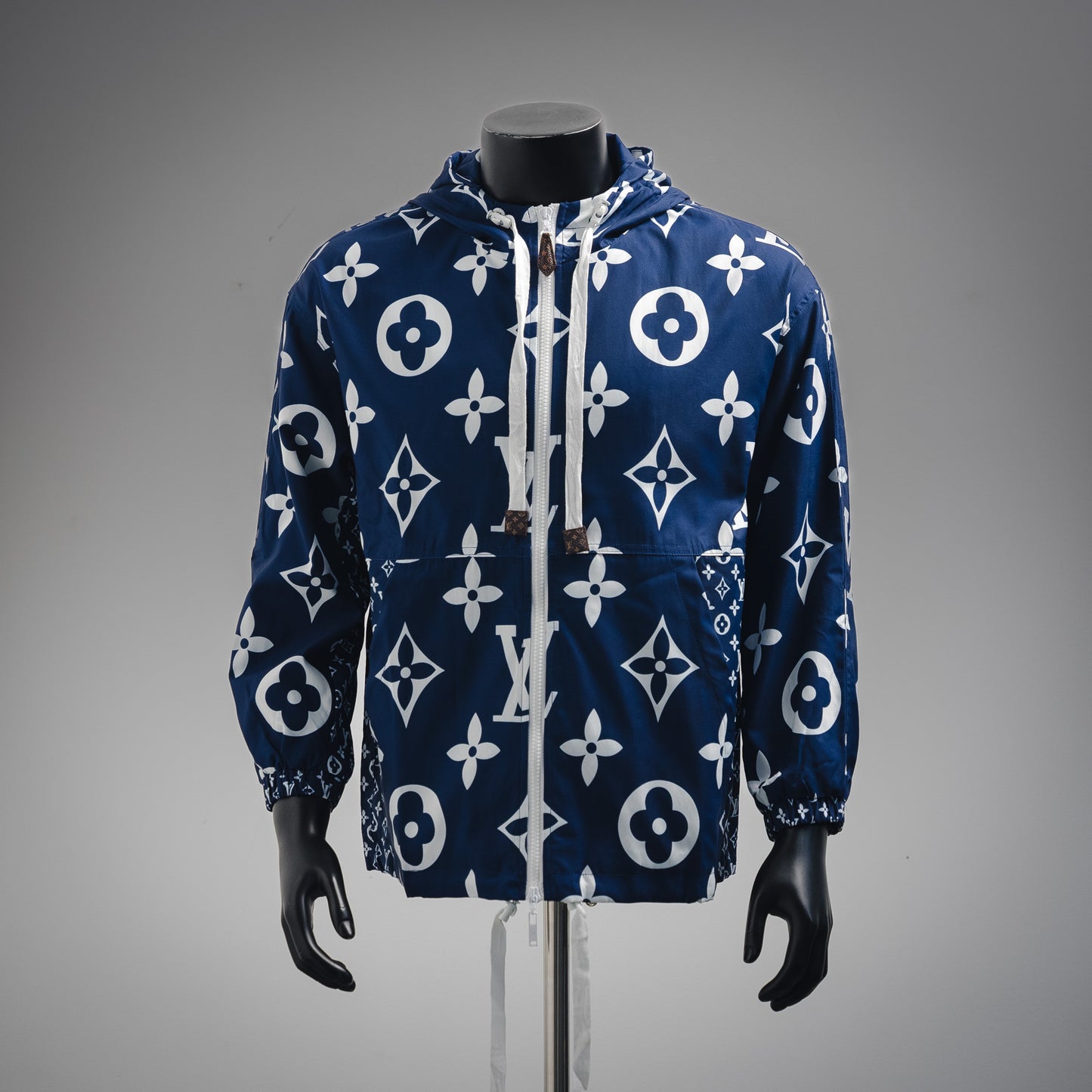 1V Hooded Windbreaker set