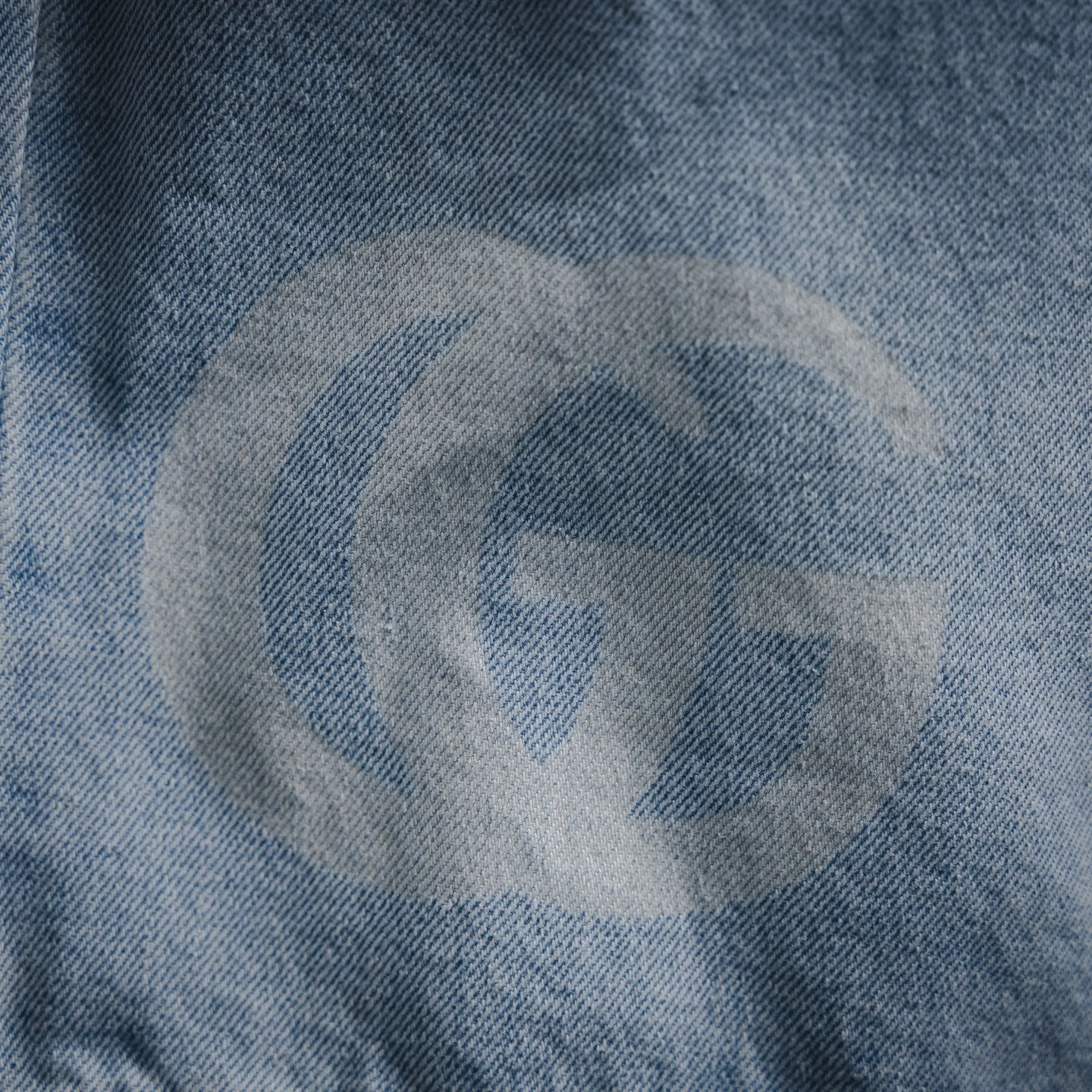 G 2025 Lasered denim shorts