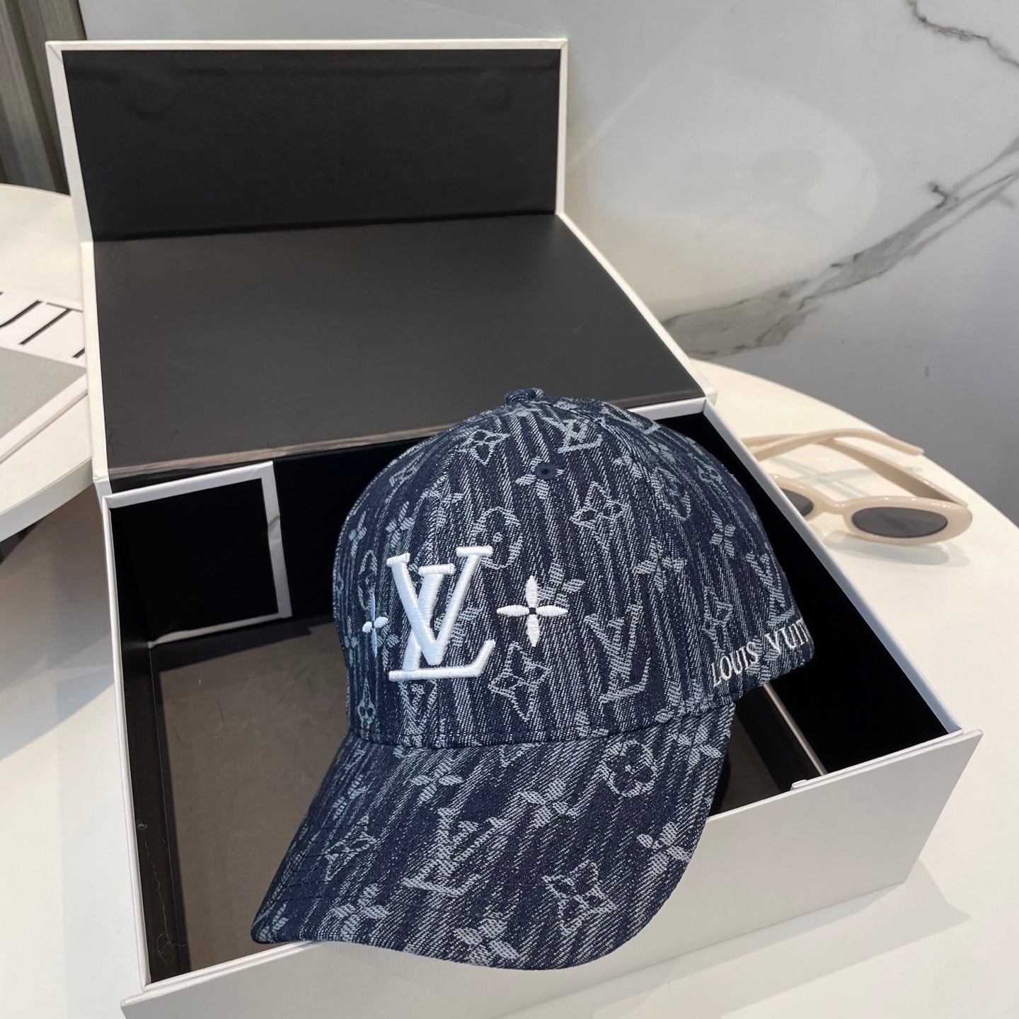1V Denim Stripes Cap