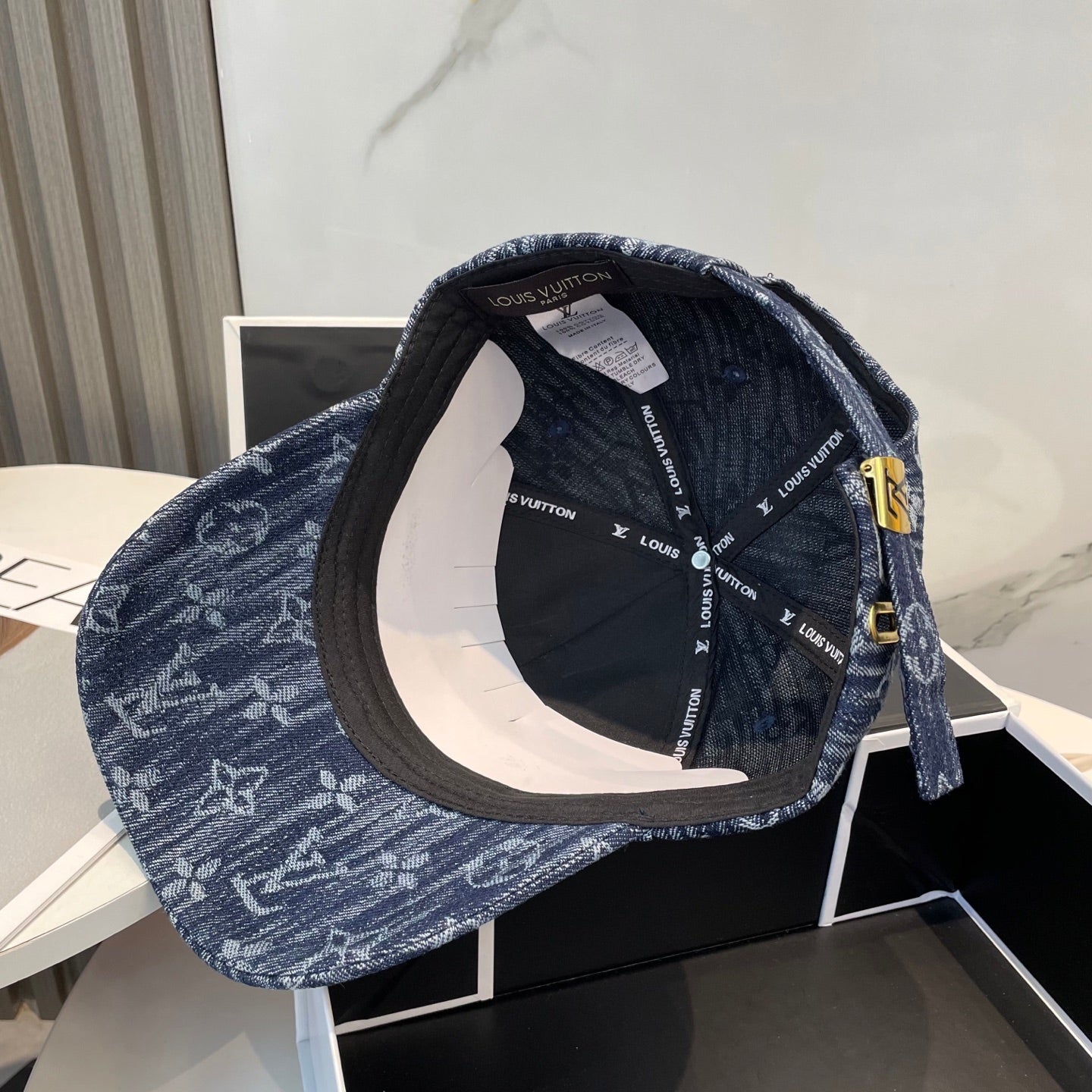 1V Denim Stripes Cap