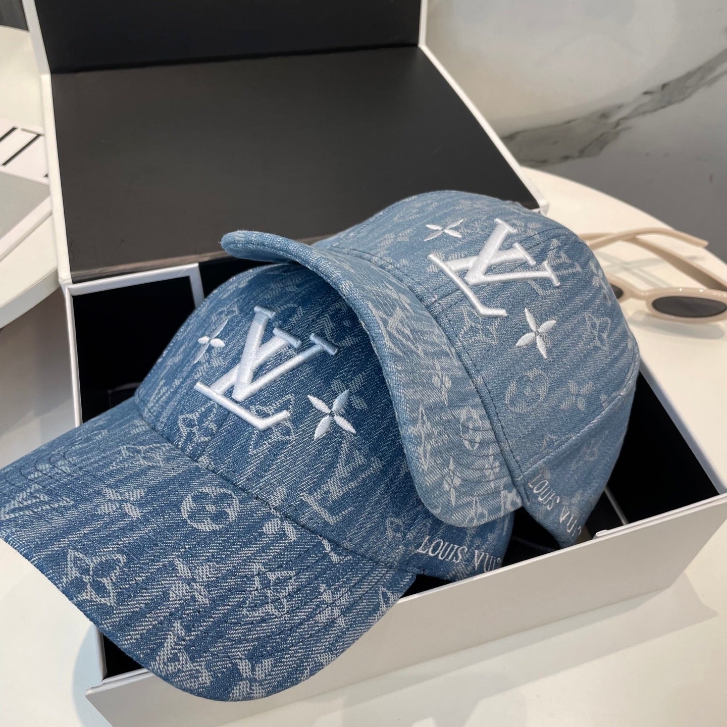 1V Denim Stripes Cap