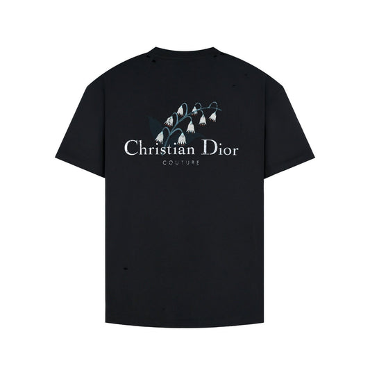 Di T-shirt